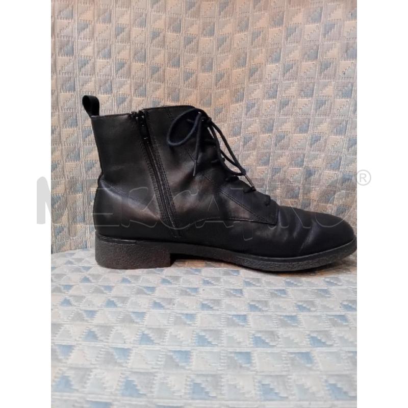 STIVALETTI DONNA 41 CLARKS PELLE NERI ALLACCIATI | Mercatino dell'Usato Manduria 2
