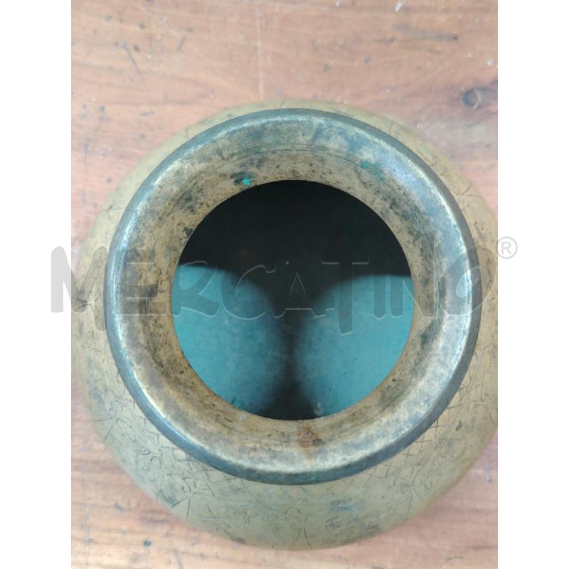 VASO BRONZO MARTELLATO FIGURE INCISE ETNICO | Mercatino dell'Usato Manduria 4
