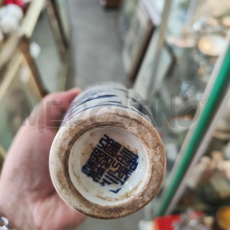 VASO PORCELLANA CINESE BIANCO BLU 39.5 CM FELATURA  | Mercatino dell'Usato Manduria 4