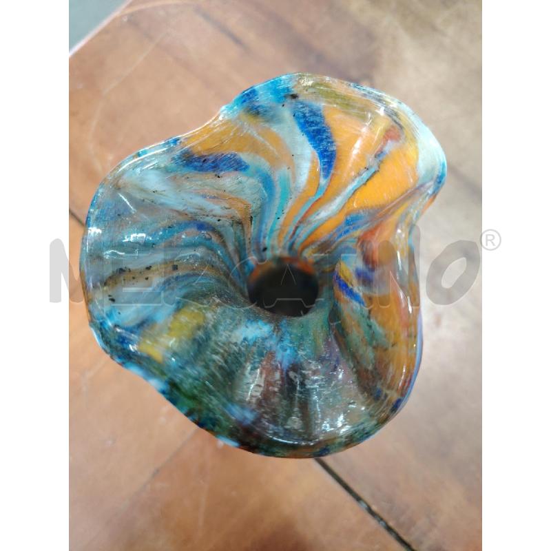 VASO VETRO MURANO MULTICOLOR BANDE CELESTI ARRICCIATE | Mercatino dell'Usato Manduria 4