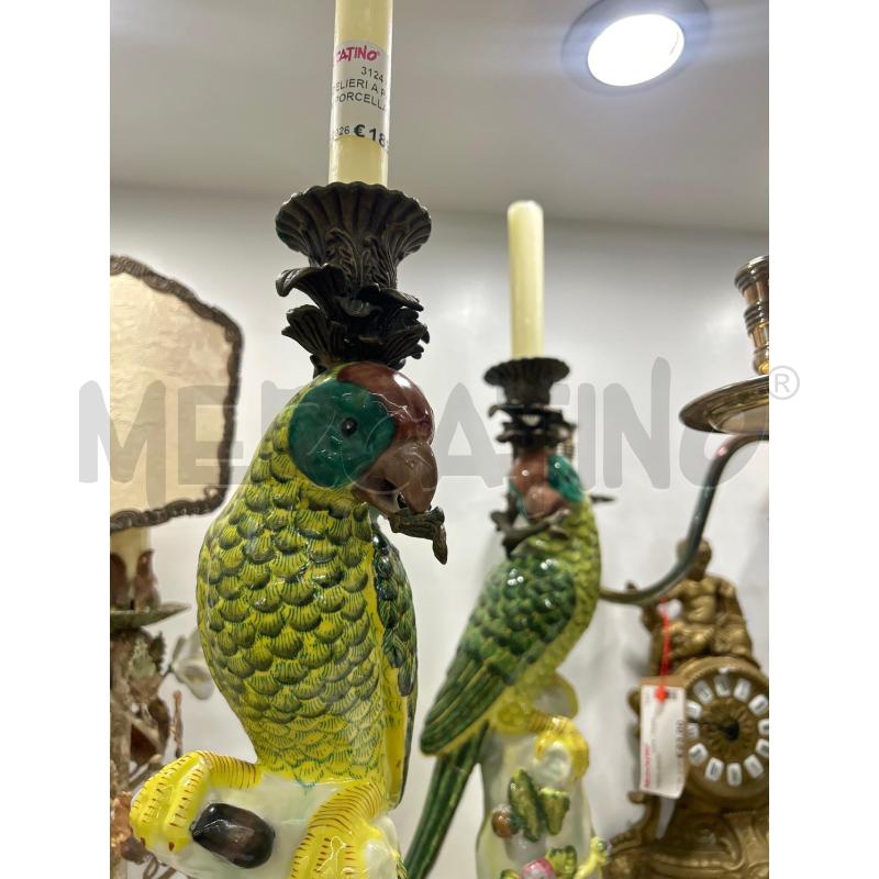 CANDELIERI A PAPPAGALLO IN PORCELLANA DIPINTA(1 DA RIV)  | Mercatino dell'Usato Martina franca 3