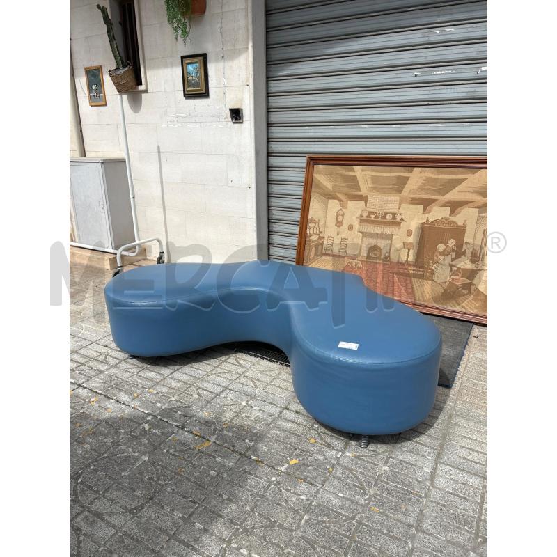 DIVANETTO BLU S | Mercatino dell'Usato Martina franca 1