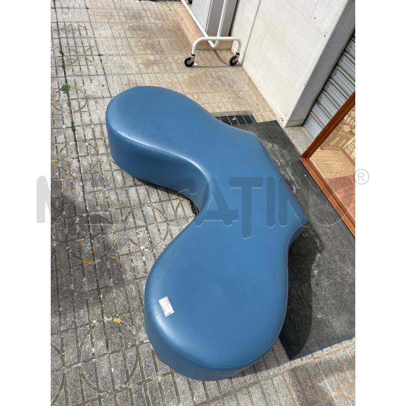 DIVANETTO BLU S | Mercatino dell'Usato Martina franca 2