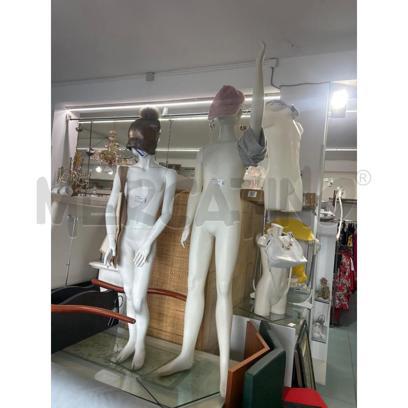 MANICHINO BAMBINO | Mercatino dell'Usato Martina franca 1