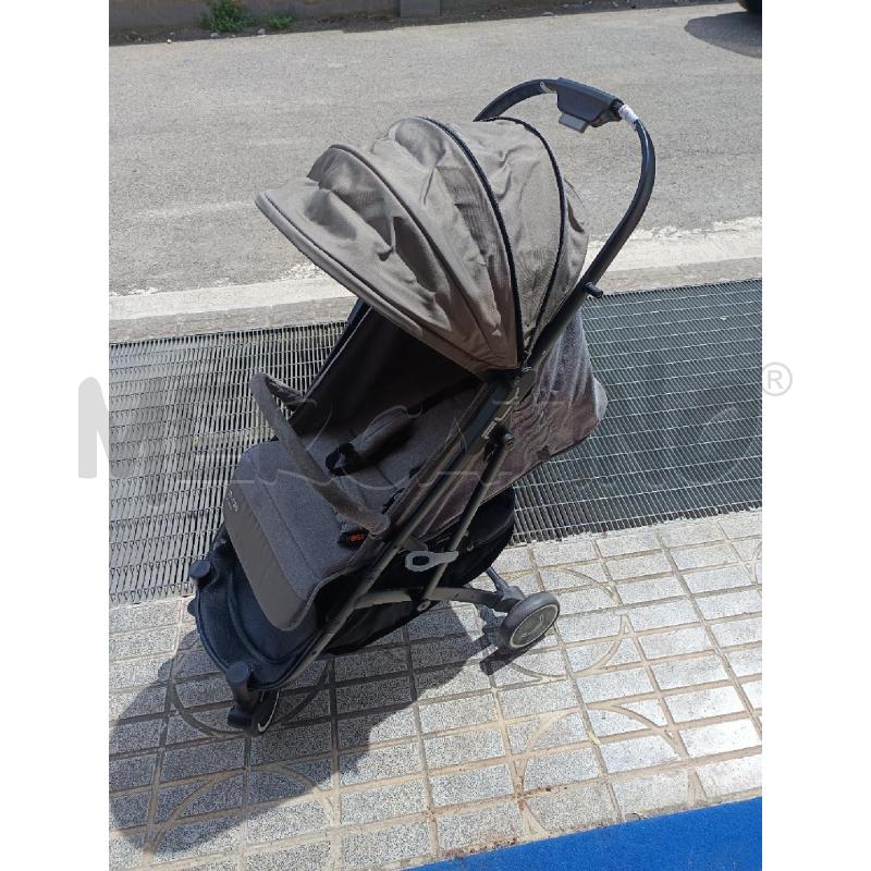PASSEGGINO FLY-NURSE | Mercatino dell'Usato Martina franca 1