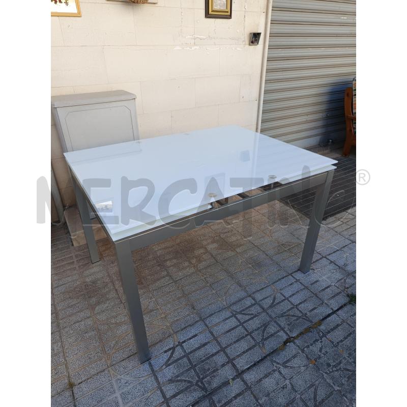 TAVOLO IN VETRO  | Mercatino dell'Usato Martina franca 1