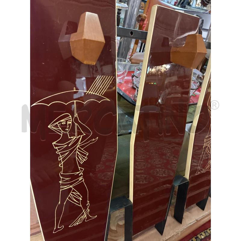 APPENDI ABITI STILE GIO PONTI + SUPPORTO LEGNO CAPPELLIERA VINTAGE - DISEGNI  | Mercatino dell'Usato Teramo 4