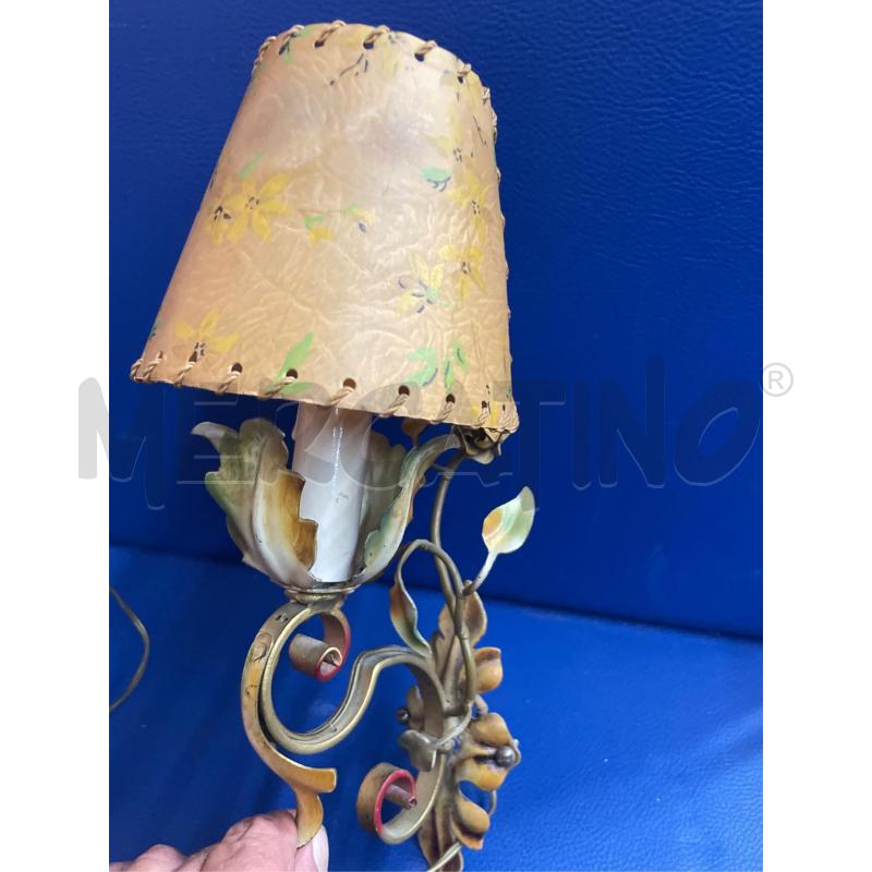APPLIQUE FERRO BATTUTO FIORI METALLO LAVORATI 1 LUCE+CAPPELLO | Mercatino dell'Usato Teramo 1