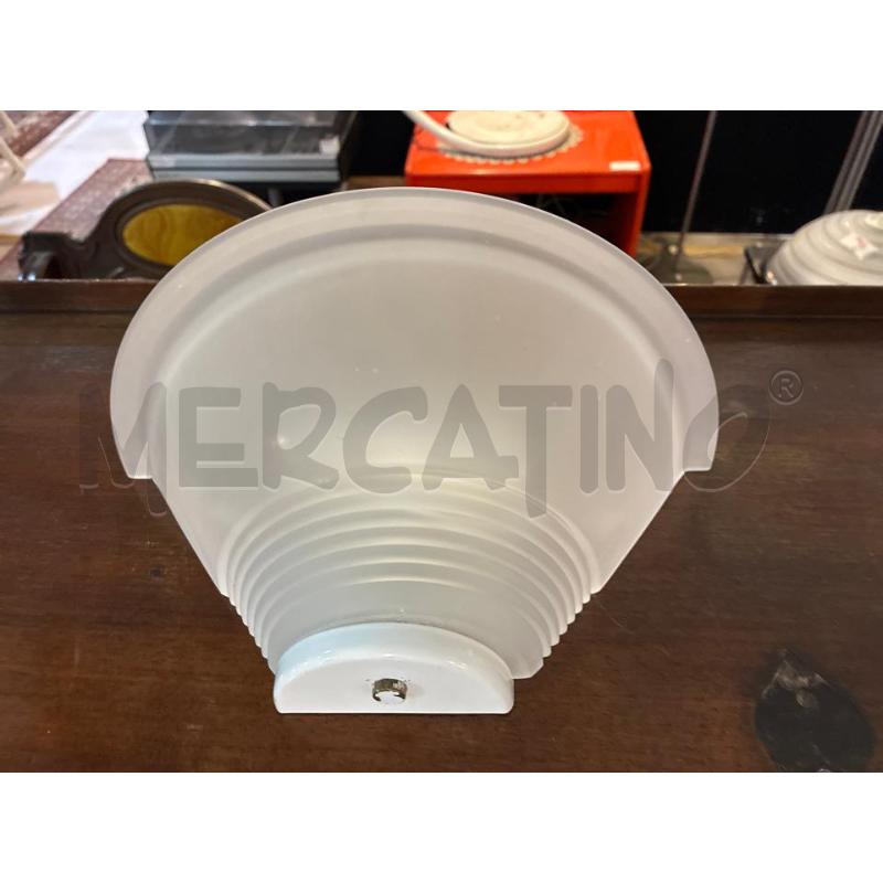 APPLIQUE VETRO SATINATO BIANCO MODELLO EGISTO  | Mercatino dell'Usato Teramo 3