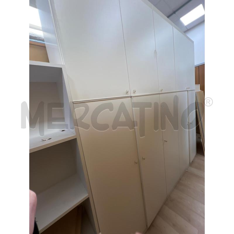 ARMADIO 5 ANTE BIANCO DENTRO GRANDE CASSETTIERA | Mercatino dell'Usato Teramo 1
