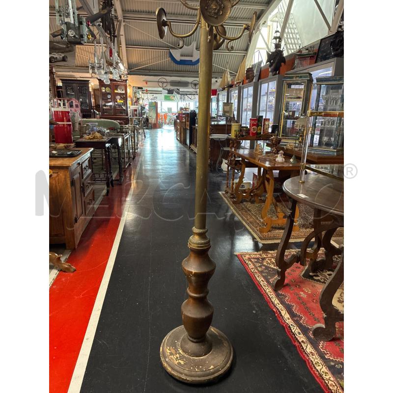 ATTACCA PANNI PIANTANA VINTAGE OTTONE E LEGNO DA RIV | Mercatino dell'Usato Teramo 4