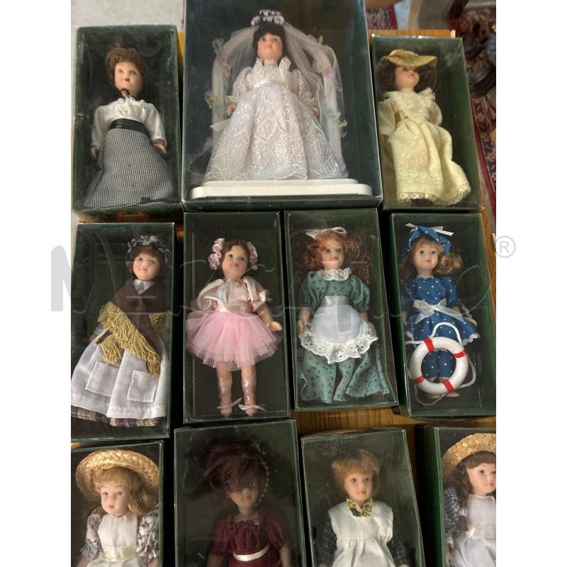 BAMBOLE D'EPOCA DOLLS HOUSE SERIE 15PZ. VARI | Mercatino dell'Usato Teramo 2