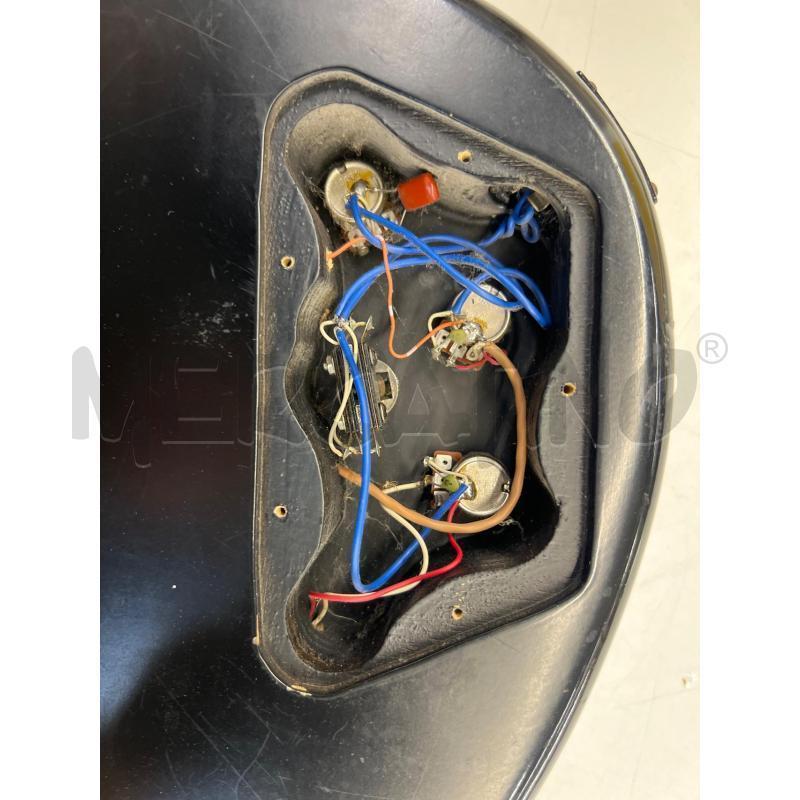 BASSO ELETTRICO VESTER NERO DA RIVEDERE CONDIZIONI | Mercatino dell'Usato Teramo 4
