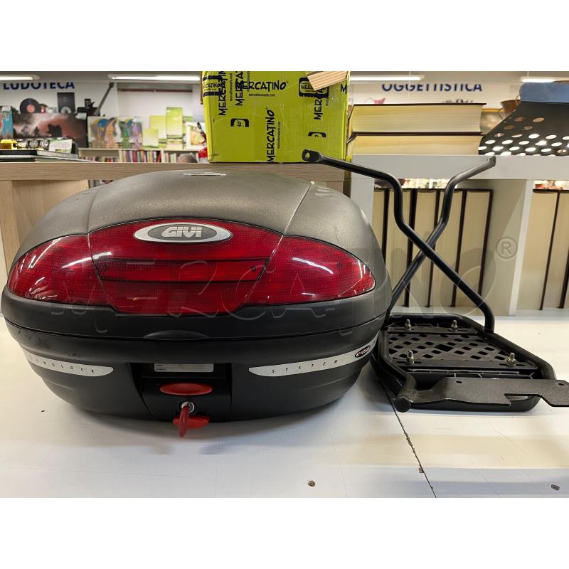 BAULETTO MOTO GIVI CON SUPPORTO E CHIAVI | Mercatino dell'Usato Teramo 1