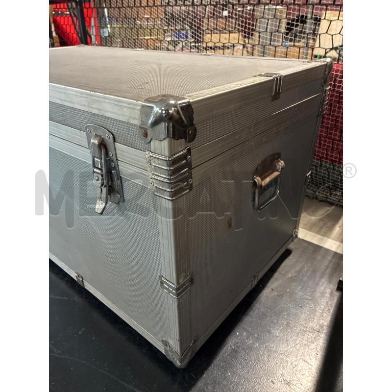 BAULE ALLUMINIO DA ARREDO CON MANIGLIE  | Mercatino dell'Usato Teramo 3