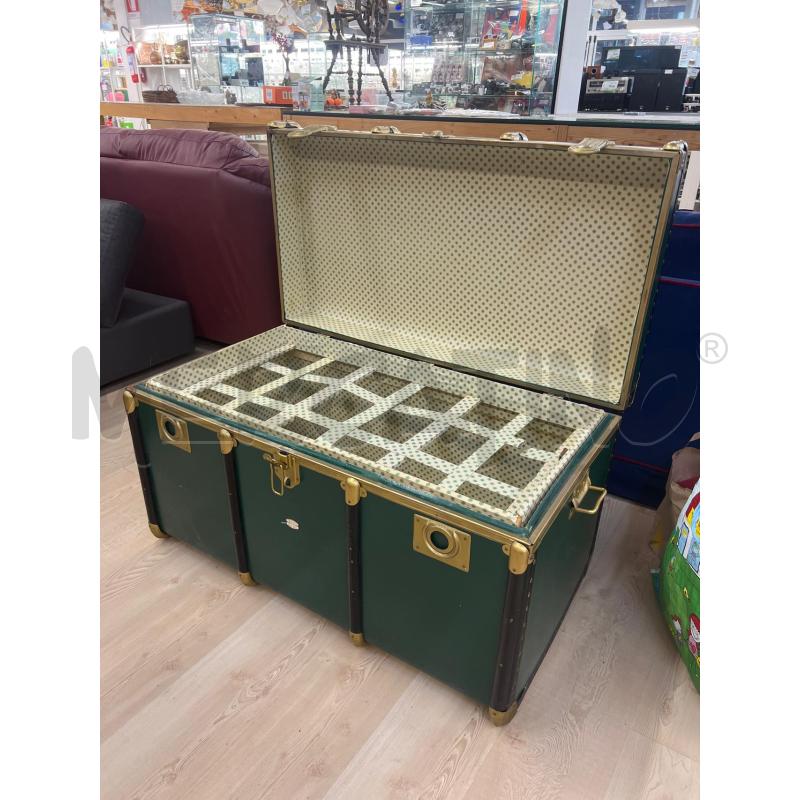 BAULE FORZIERE VERDE E FINITURE DORATE NERE | Mercatino dell'Usato Teramo 2