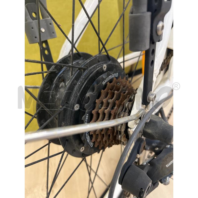 BICICLETTA ELETTRICA LADY ITALWIN BIANCA  | Mercatino dell'Usato Teramo 4