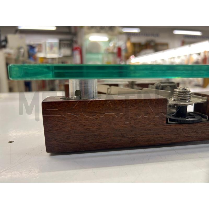 BILANCIA PESA PERSONE LAICA LEGNO E VETRO THESIS DESIGN ANNI 90 DI LILIANA DAL TOSO | Mercatino dell'Usato Teramo 3