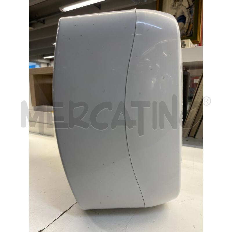 BOILER ELETTRICO  SCALDABAGNO ARISTON BIANCO BLU | Mercatino dell'Usato Teramo 3