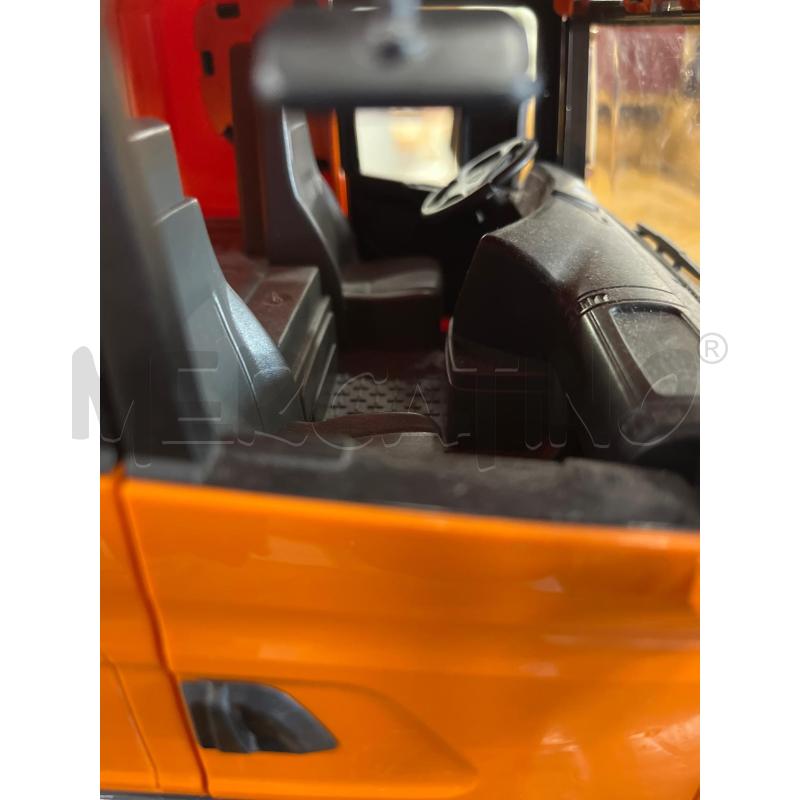 BRUDER CAMION SPAZZATURA ARANCIONE SCANIA | Mercatino dell'Usato Teramo 3