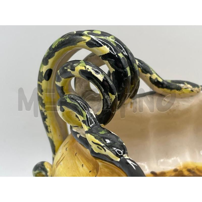 CENTROTAVOLA CASTELLI FUINA GIULIANOVA LAVORATO DIPINTO PAESAGGIO + VASSOIO - MANICI SERPENTI | Mercatino dell'Usato Teramo 5