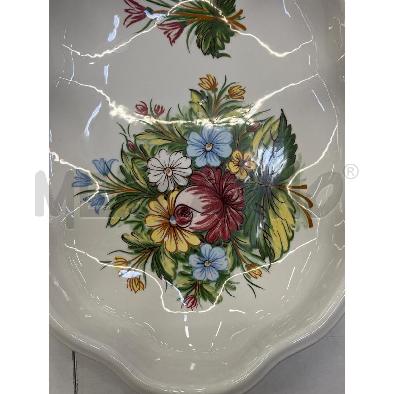 CENTROTAVOLA CERAMICA CASTELLI OVALE SBALZO DECORO FIORE | Mercatino dell'Usato Teramo 2