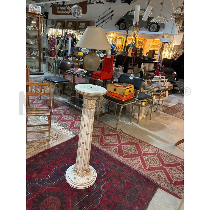 COLONNA PORTAVASI IN CERAMICA CAPODIMONTE CON FIORI | Mercatino dell'Usato Teramo 1