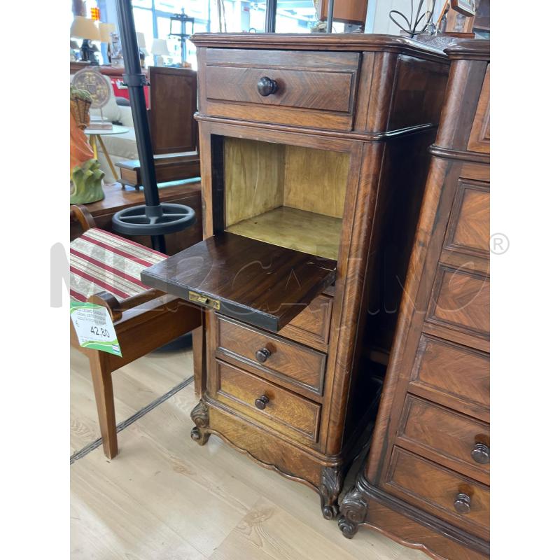 COMODINO ALTO CASSETTIERA 6 CASSETTI ANTICO PIEDE LAVORATA STILE INGLESE IN LEGNO MASSELLO | Mercatino dell'Usato Teramo 3