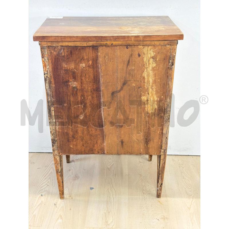 COMODINO EPOCA GRANDE IN LEGNO 4 PIEDINI - 2 CASSETTONI . MASSELLO 37X50 H 80 | Mercatino dell'Usato Teramo 3