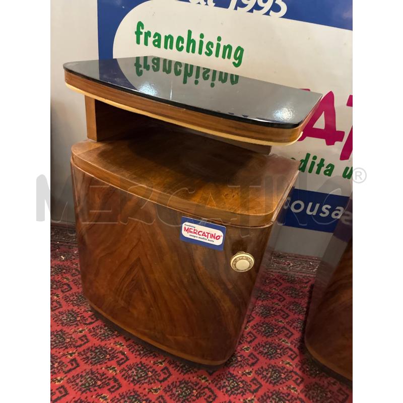 COMODINO  DECO' CON PIANO VETRO SOPRA | Mercatino dell'Usato Teramo 4