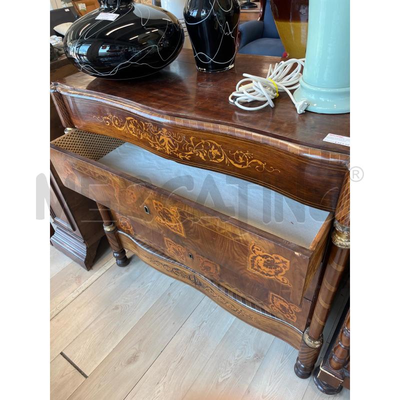 COMO' EPOCA IN LEGNO MASSELLO IMPIALLICCIATO E DECORAZIONI COLONNINE 4 CASSETTONI  | Mercatino dell'Usato Teramo 2
