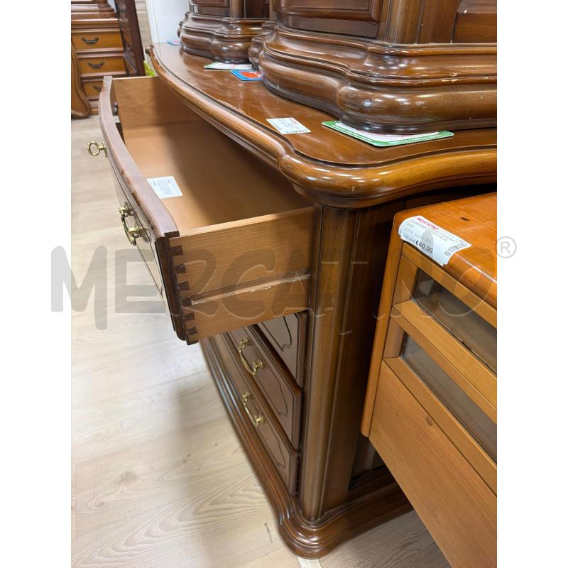 COMO' + 2 COMODINI C NOCE LEGNO MASS MANIGLIE DORATE | Mercatino dell'Usato Teramo 4