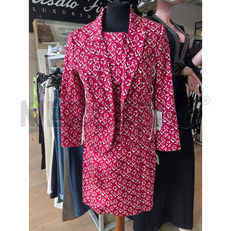 COMPLETO DONNA LOVE MOSCHINO VESTITO E GIACCA COL AMARENA FANTASIA BIANCA SEMI CARTE | Mercatino dell'Usato Teramo 1