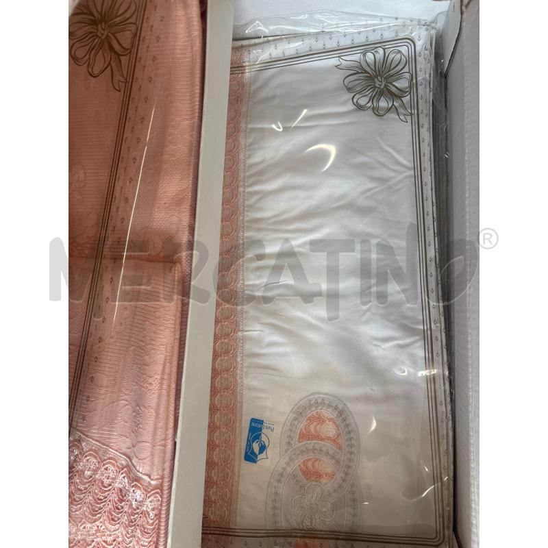 COORDINATO LETTO COMPOSTO DA COPRILETTO LENZUOLO SOPRA E SOTTO MATRIMONIALE ROSA  | Mercatino dell'Usato Teramo 2