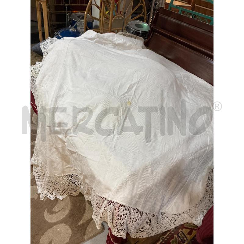 COPERTA SINGOLA ARTIGIANALE FINITURE UNCINETTO | Mercatino dell'Usato Teramo 1
