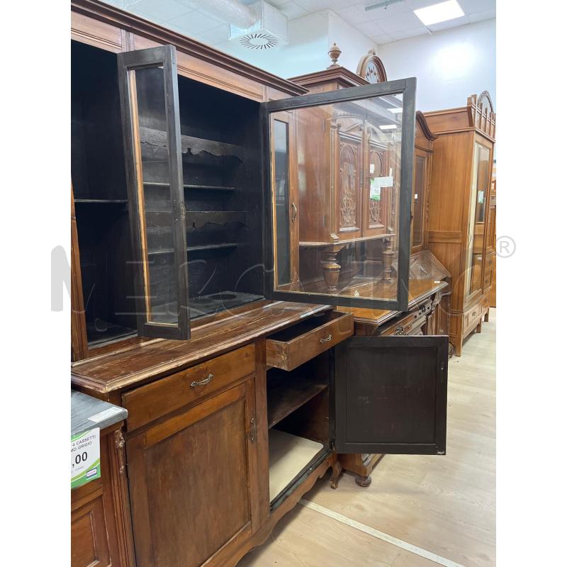 CREDENZA LEGNO DOPPIOCORPO VETRINETA SOPRA C NOCE | Mercatino dell'Usato Teramo 2