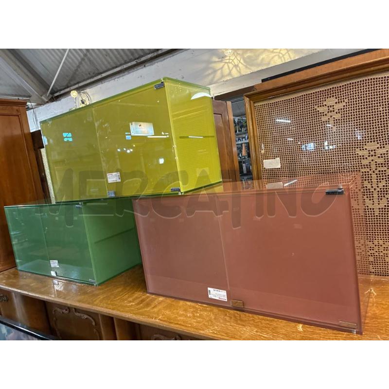 CUBO VETRO BACHECA COLORATA ROSA 74X37  | Mercatino dell'Usato Teramo 1