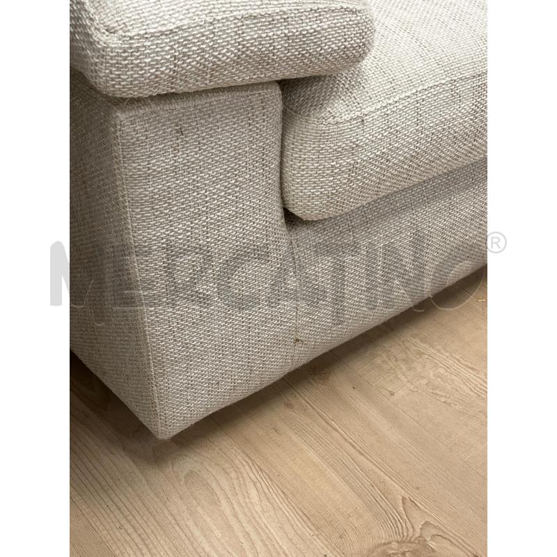 DIVANO 2 POSTI POLTRONE E SOFA IN STOFFA GRIGIO  | Mercatino dell'Usato Teramo 3