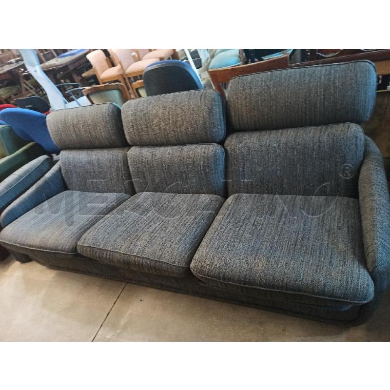 DIVANO BUSNELLI GRIGIO DESIGN RECLINER 3 POSTI | Mercatino dell'Usato Teramo 3