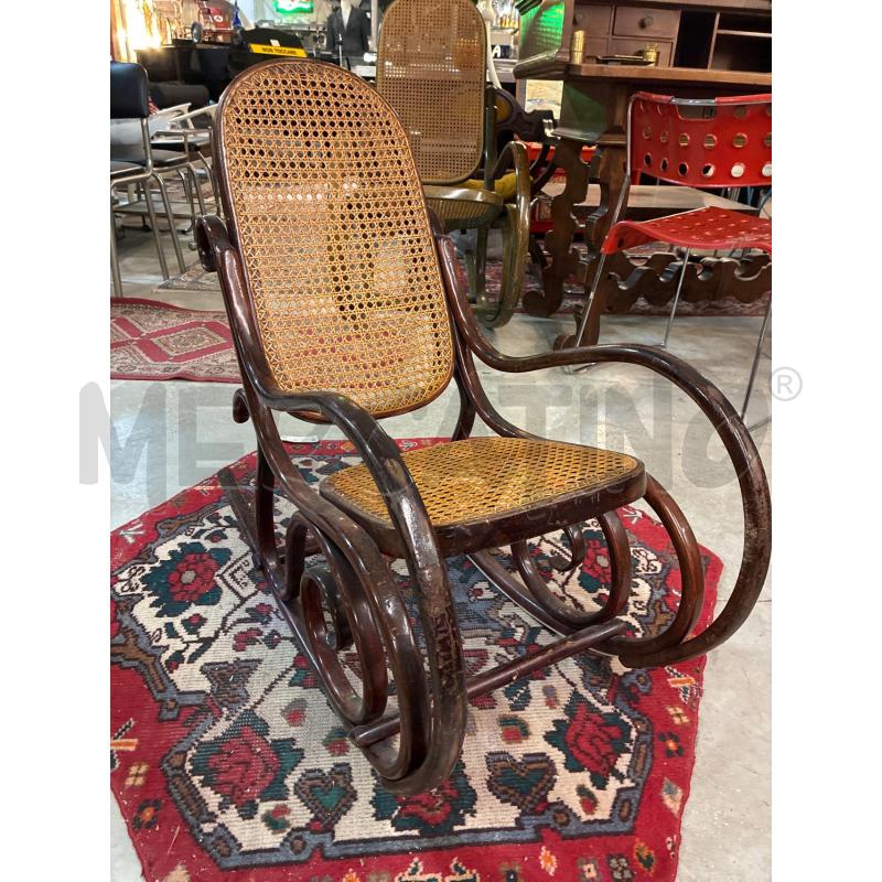 DONDOLO MODELLO THONET FAGGIO PAGLIA DI VIENNA S.L.  | Mercatino dell'Usato Teramo 2