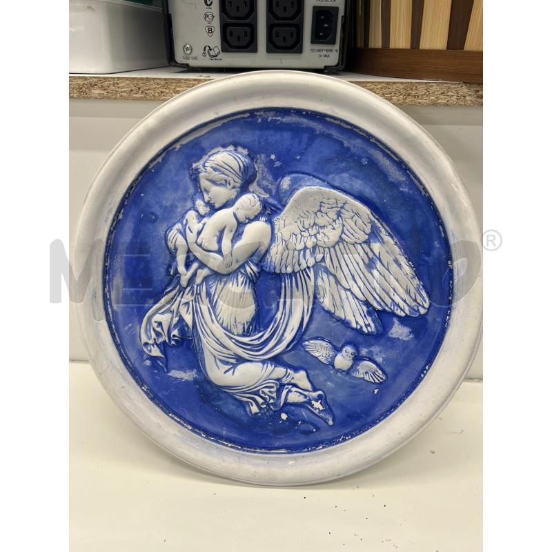 FREGIO IN GESSO ANGIOLETTO TONI BLU DIAM 37CM | Mercatino dell'Usato Teramo 1