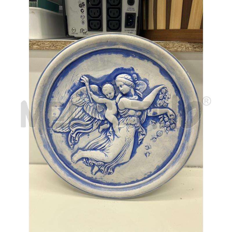 FREGIO IN GESSO ANGIOLETTO TONI BLU DIAM 37CM | Mercatino dell'Usato Teramo 1