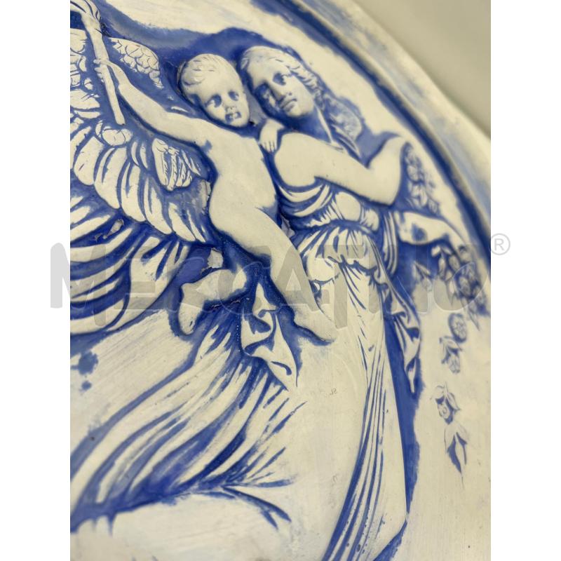 FREGIO IN GESSO ANGIOLETTO TONI BLU DIAM 37CM | Mercatino dell'Usato Teramo 2