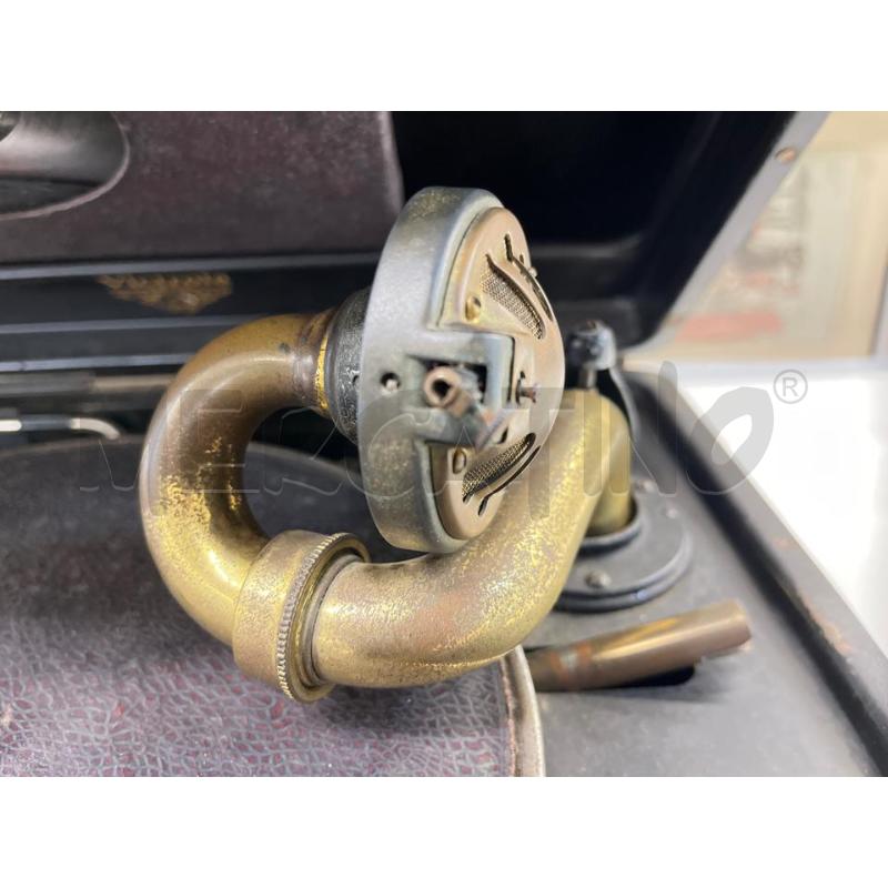 GRAMMOFONO VINTAGE A VALIGETTA VICTORIA | Mercatino dell'Usato Teramo 2