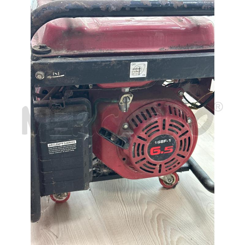 GRUPPO ELETTROGENO 220 E 380 ROSSO NERO A BENZINA | Mercatino dell'Usato Teramo 3