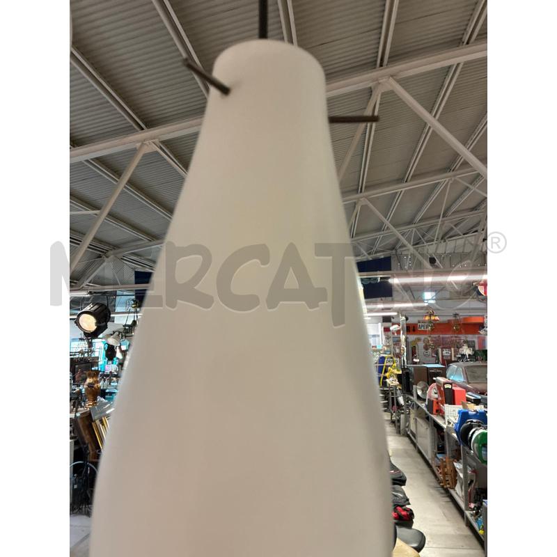 LAMPADARIO ANNI 50 VETRO OPALINA BIANCA  | Mercatino dell'Usato Teramo 3