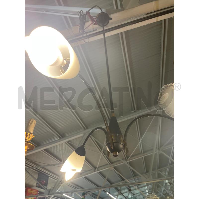 LAMPADARIO ANNI 60 BRACCIA FERRO VETRO OPALINE 3 LUCI | Mercatino dell'Usato Teramo 2