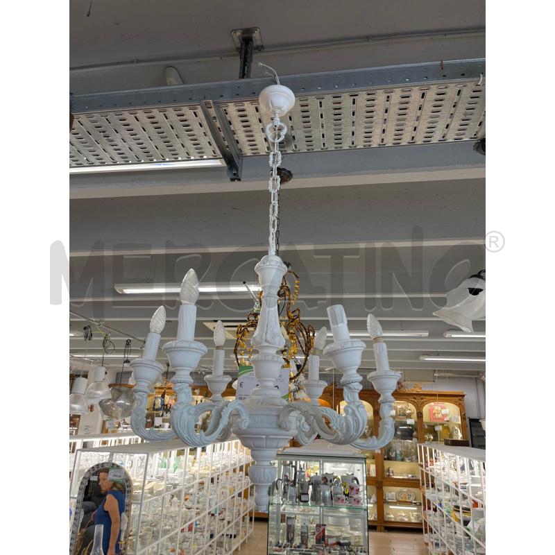 LAMPADARIO FERRO BIANCO SHABBY 6 LUCI | Mercatino dell'Usato Teramo 1