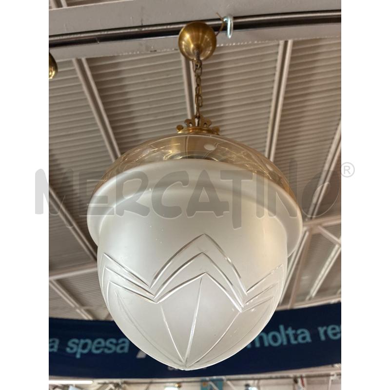 LAMPADARIO OTTONE VETRO SATINATO ANNI 70 1 LUCE | Mercatino dell'Usato Teramo 3