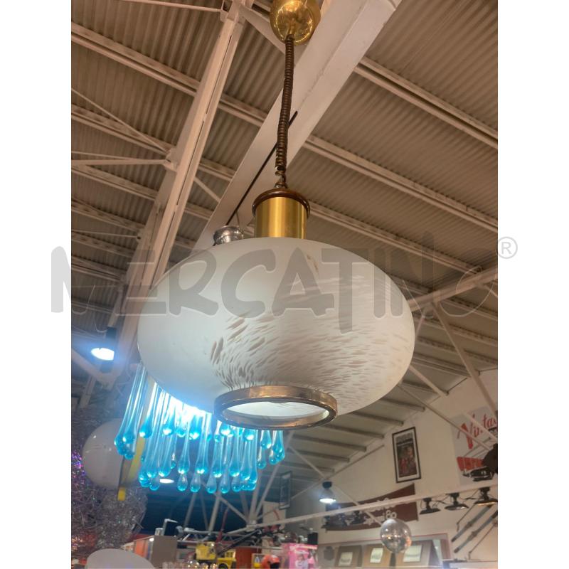 LAMPADARIO SFERA E SUPPORTO DORATO | Mercatino dell'Usato Teramo 1